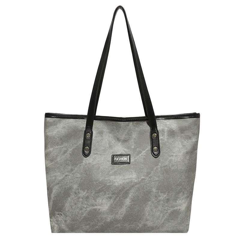 Premium sense versatile shoulder bag retro tote bag fashion commuter shoulder bag niche simple versatile underarm bag светло-серый