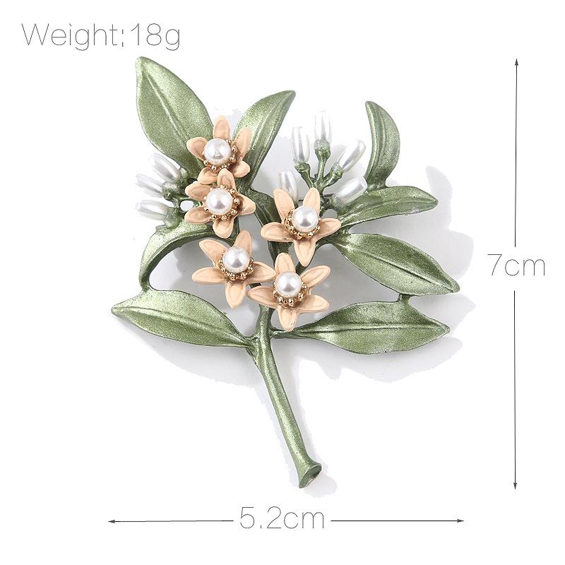 Pearl Brooch Ins Tide Personalized Pin for Women's Autumn Winter Luxury Jumper Suit Accessory Corsage Exquisite Long-Lasting Color Gift Jewelry