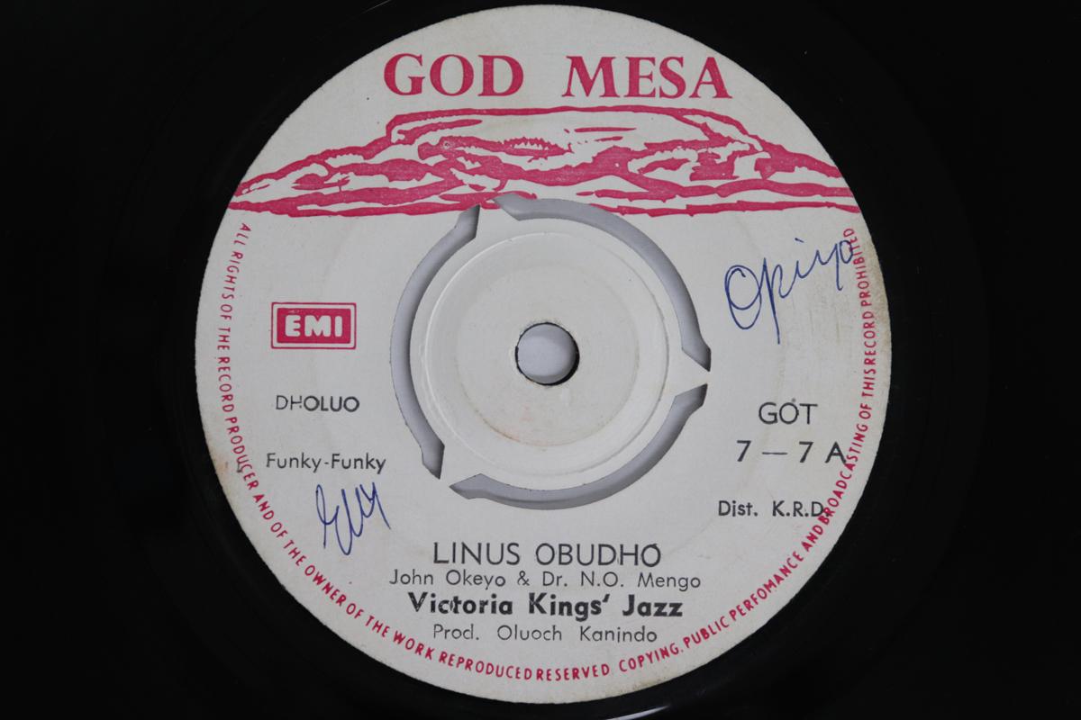 

7-дюймовая пластинка VICTOR KINGS JAZZ - Linus Obudho / My Loving Mary GOT77 GOD MESA Кения Мировая музыка Б/У