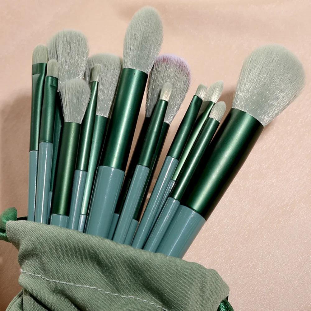 13-Piece Makeup Brush Set - Foundation, Concealer, Blush, Eyeshadow, Highlighter