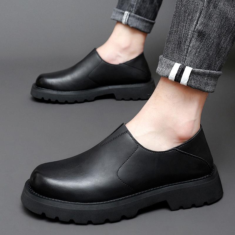 Men's shoes 2025 autumn new men's casual tooling shoes outdoor lightweight trend fashion one pedal spot