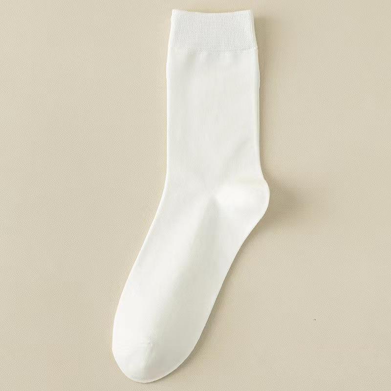 

Носки мужские черные средней длины с дезодорантом Zhuji – универсальные, впитывающие пот, на все времена года One Size Bare Socks