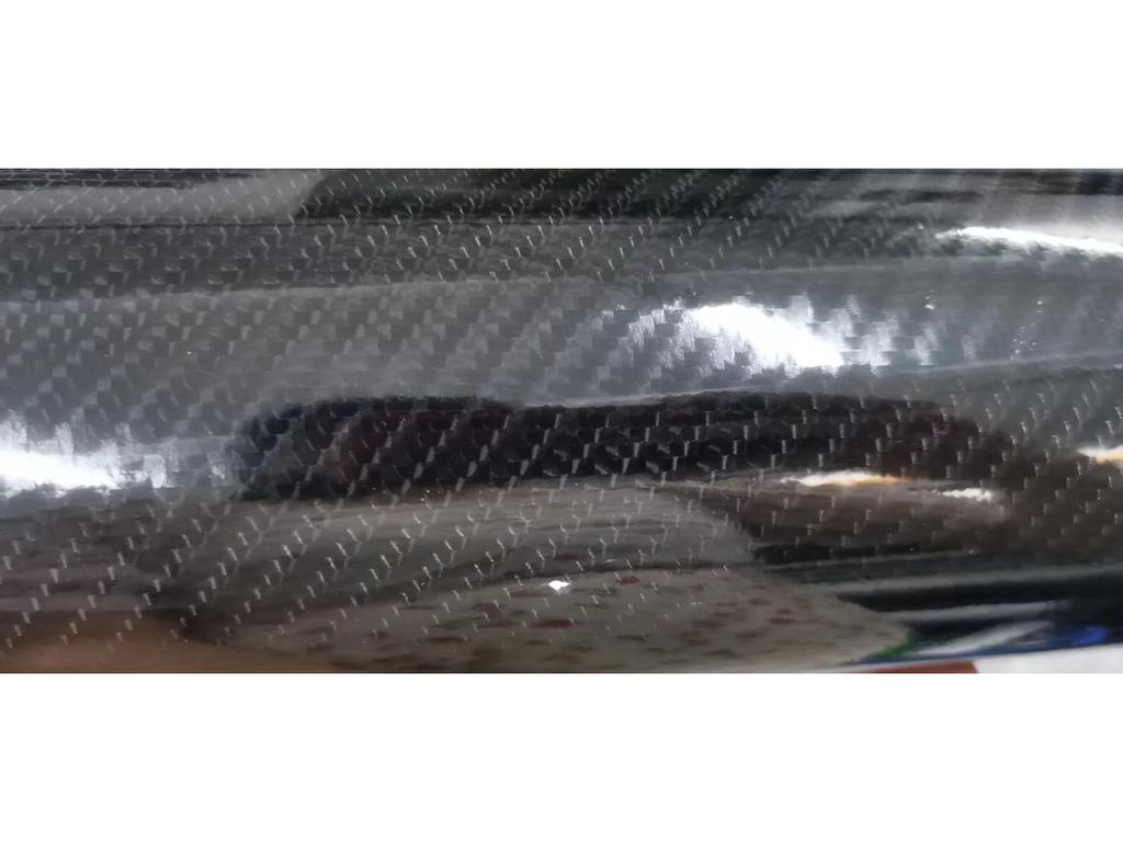 Sanpeng Carbonfaser-Aufkleber – 5D/6D/7D Hochglanz-Finish für den Innen- und Außenbereich des Autos.