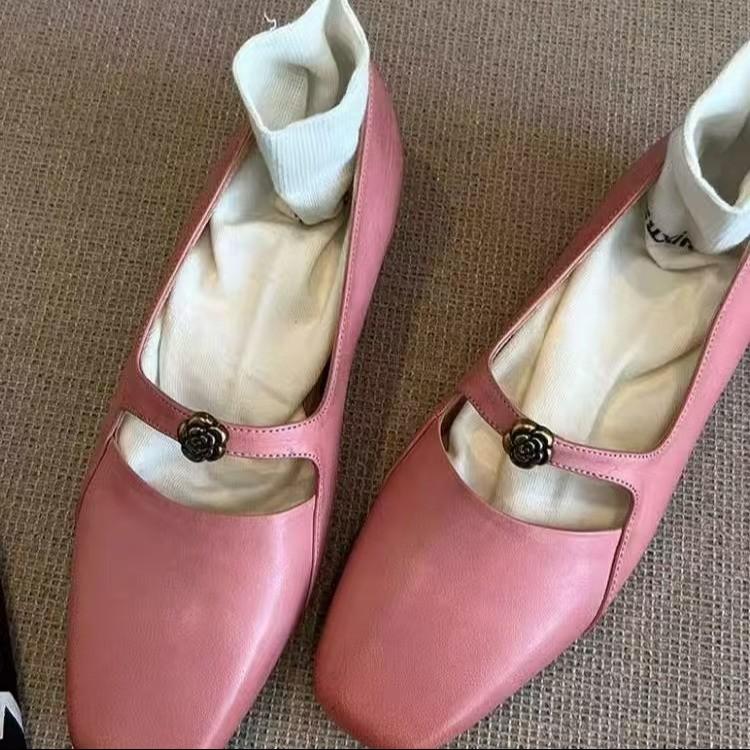 Soft Leather Version~ French Xiaoxiangfeng Shallow Mouth Flat-soled Single Shoes Women's 2025 New Pink Soft Leather Square Head Mary Jane Shoes