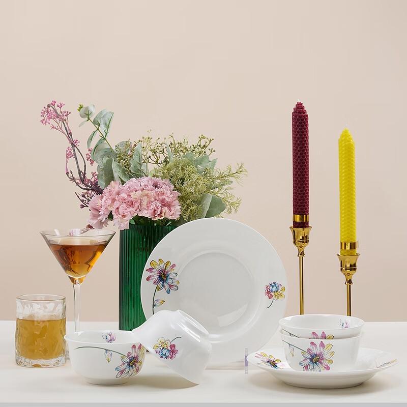 Northern Scenery Flower Charm 6-Piece Bone China Dinnerware Set