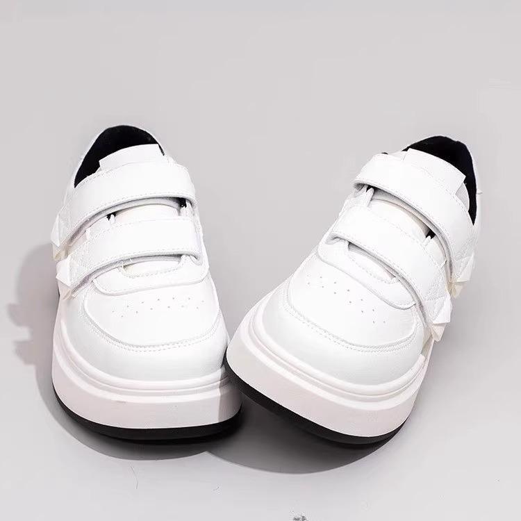 2025 spring popular thick-soled Velcro board shoes women's new ins versatile student sports and leisure white shoes