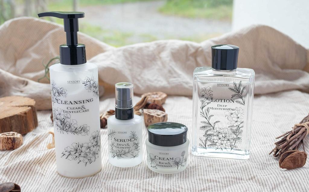 SENSORY Intensive Cream: A relaxing fragrance (geranium, lavender, damask rose) that encourages you to embrace your own sensitivity. 30g