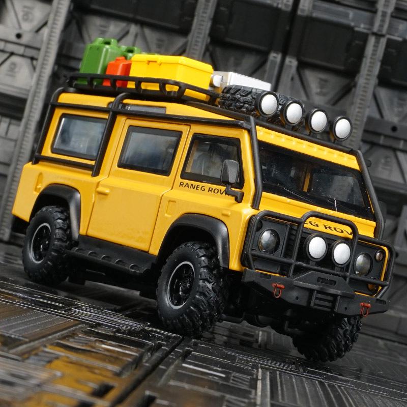 

Металлическая модель Zhongyuanxing Land Rover Defender со звуком и светом