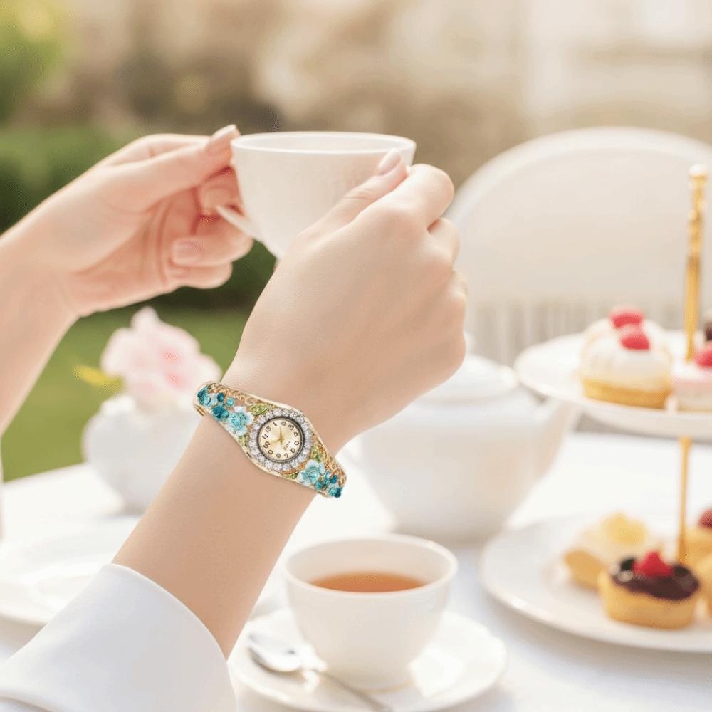 Rich In Flowers Vintage  Watch Rhinestone Bracelet Quartz Watch  Elegant Wear
