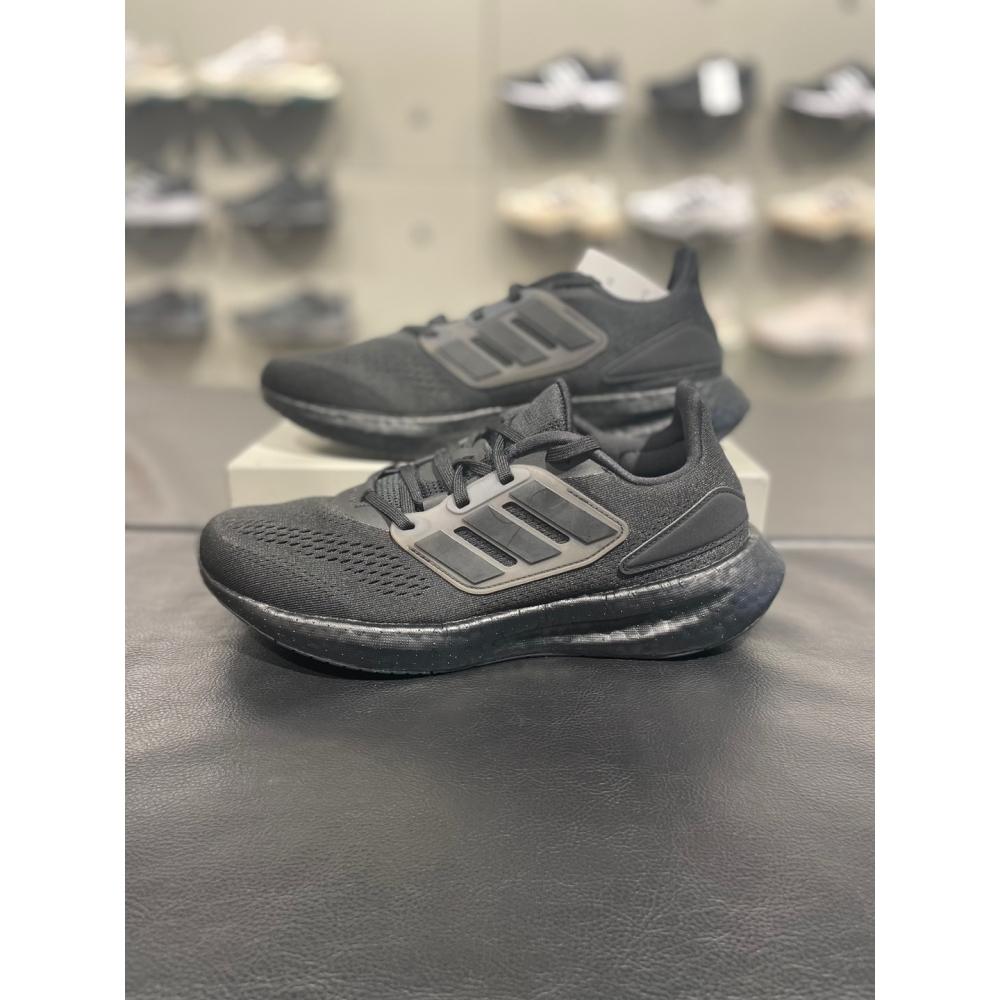 

Беговые кроссовки adidas Pure Boost 22 All Black GZ5173