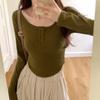Design Niche White Short Bottoming Shirt for Women Autumn New Long-sleeved T-shirt Clavicle Hot Girl Top