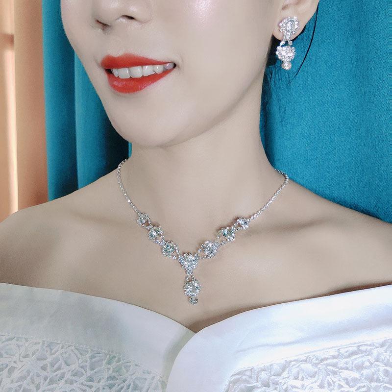 Brandneues Brautschmuck-Set: Silberne Strass-Halskette, Ohrringe & Armband Hochzeitsaccessoires