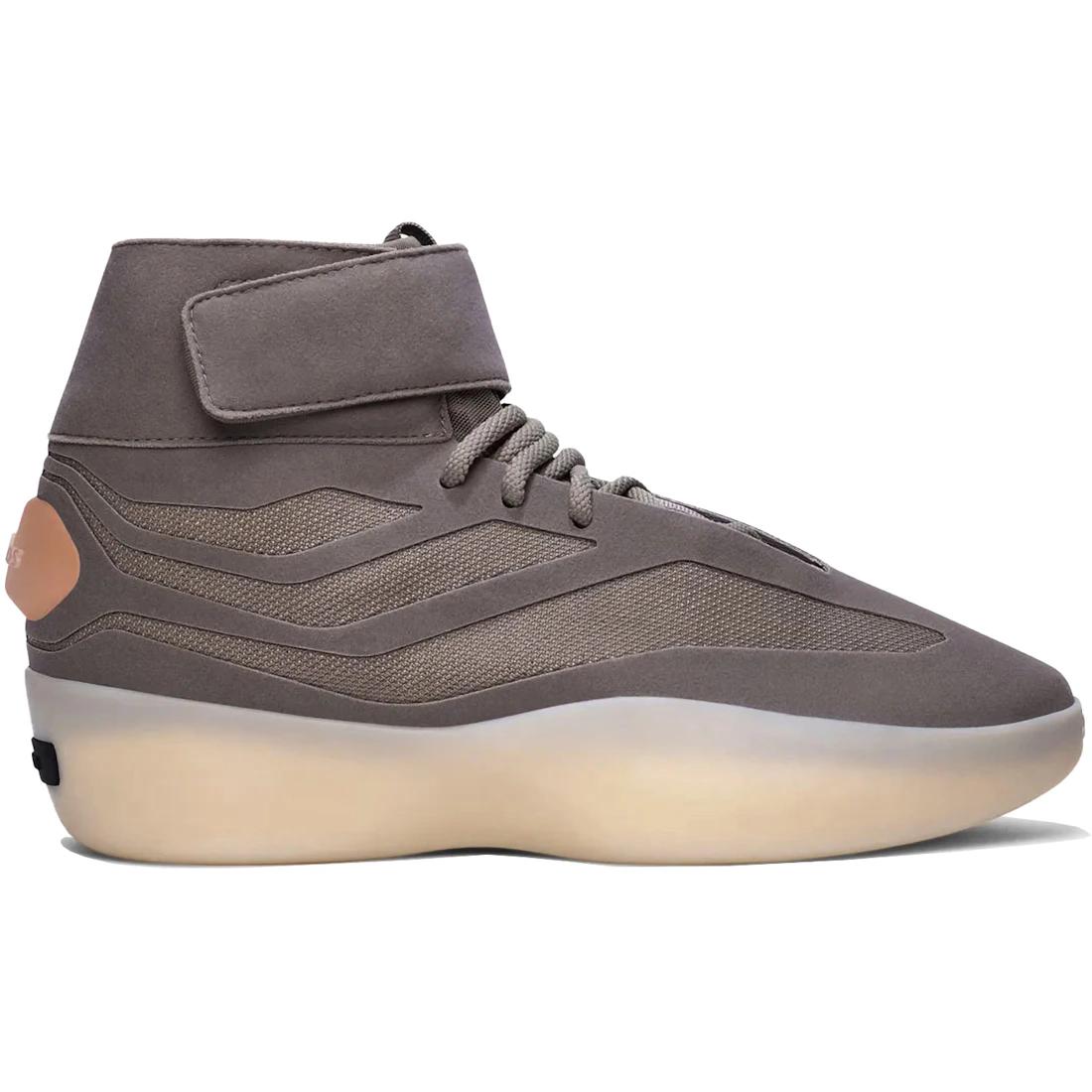 

Sneaker adidas Fear of God Athletics II Basketball Putty Beige(JQ8483) 42