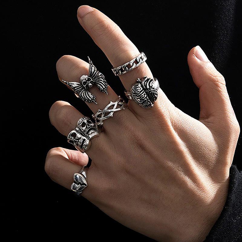 1Set  Creative Punk Poker Joker Rings For Men Retro Personality Goth Skeleton Couple Rings Jewelry Accessories Gifts
