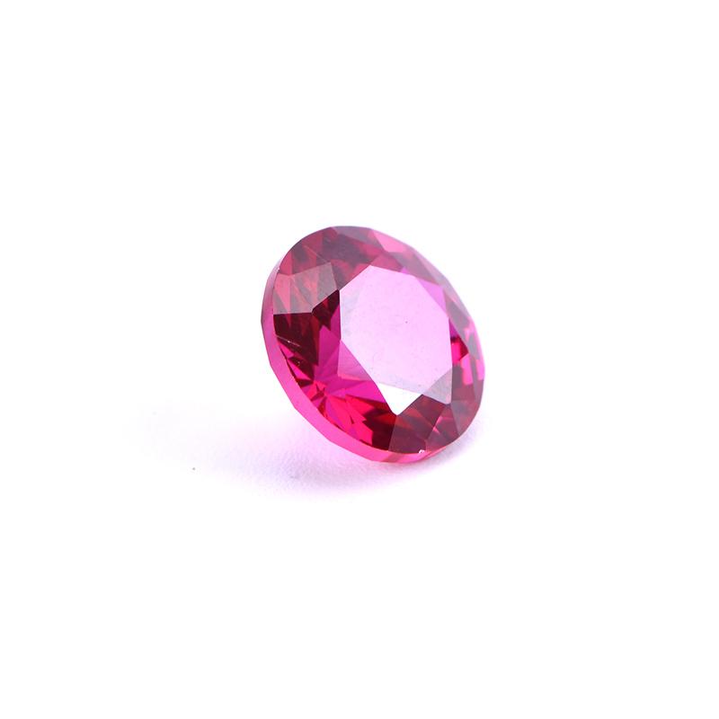 Kreativní kulatý korundový holub Krvavě červený korund umělý drahokam