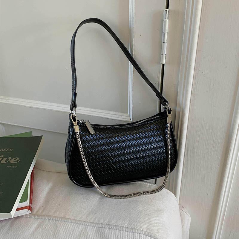 

Новый нишевый дизайн, плетёная сумка, женская модная универсальная сумка через плечо, премиальная текстура, сумка-мессенджер в стиле инс 22*6*11 чёрный