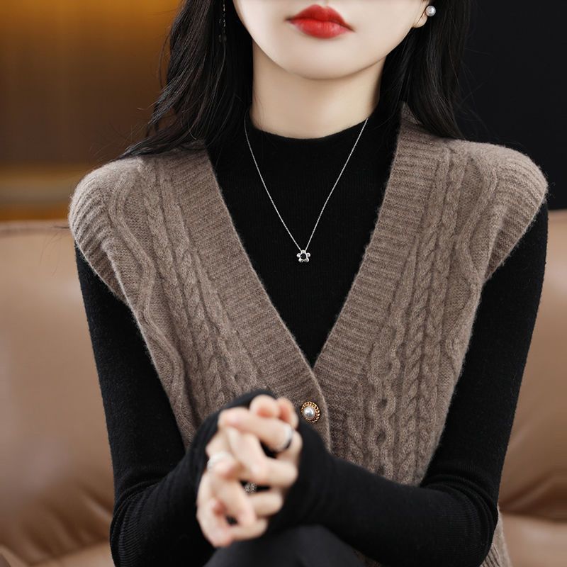 Women's V-Neck Sleeveless Knit Vest - Lightweight Polyester Spandex Blend Sweater for Spring/Summer/Fall Casual Pullover