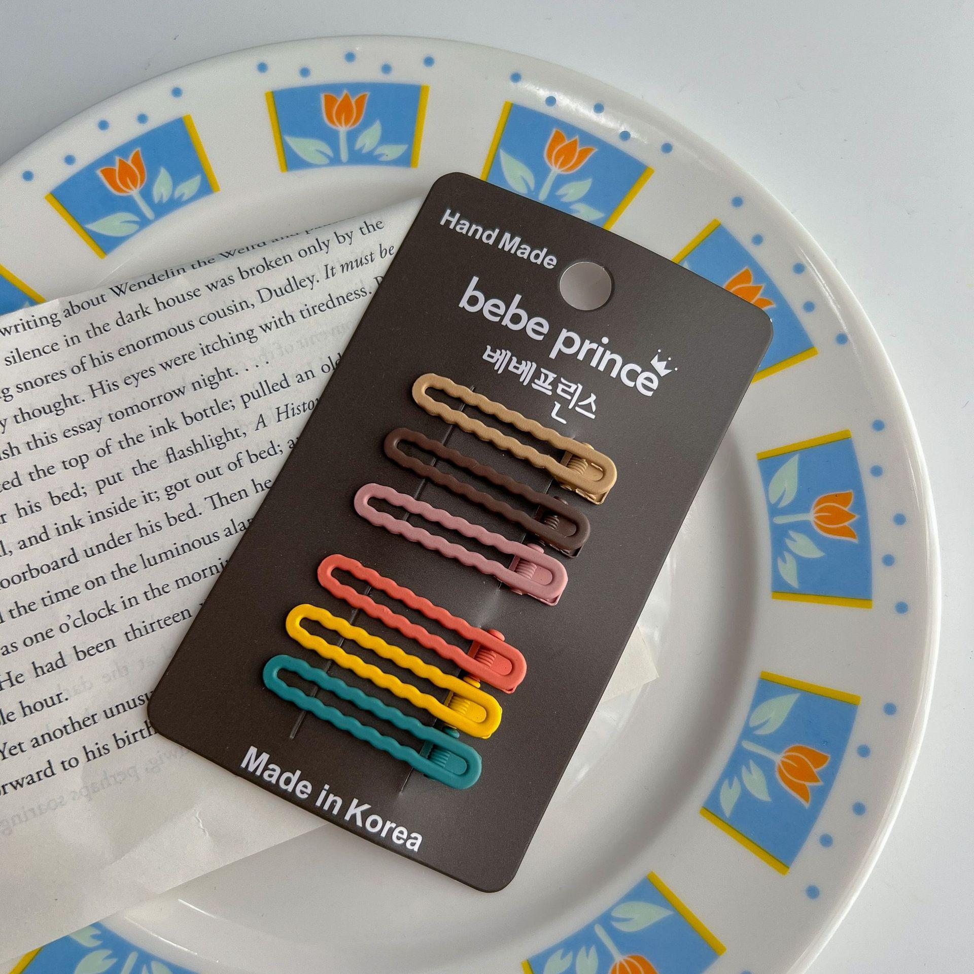 

Korean Cute Morandi Color Duckbill Hair Clips for Kids - Frosted Candy Color Side Clip for Bangs