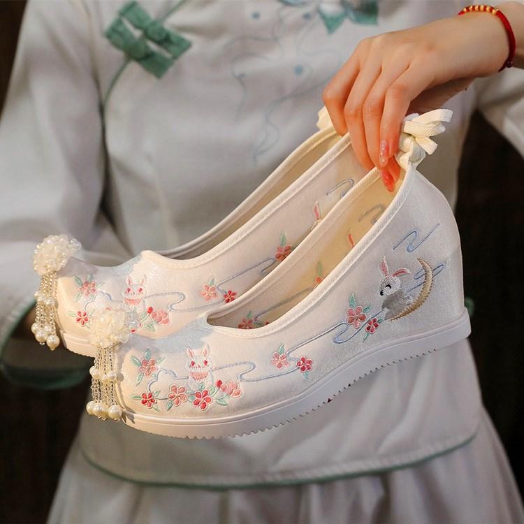 Fashion 6-CMOriental Elegance Beaded - Tassel Embroidered Raise Your Head Wedges | Hanfu - Friendly Classical - Style Shoes