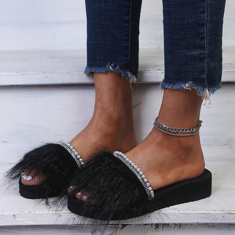 Fashion 2025 Summer Fur Fuffy Slippers for Woman New Stylish Peard Decor Slides Women Thick Sole Non Slip Vacation Sandals Mujer