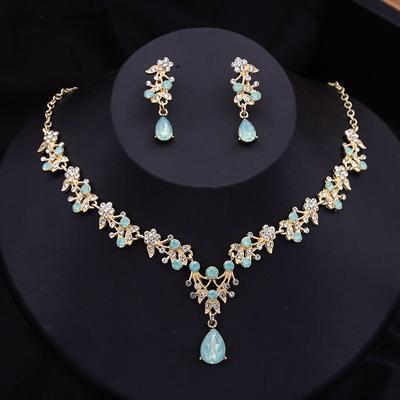 Fashion Necklaces Sets Bride Jewelry Sets for Women Choker Necklace Earrings Set Wedding Bridal Costume Accessories