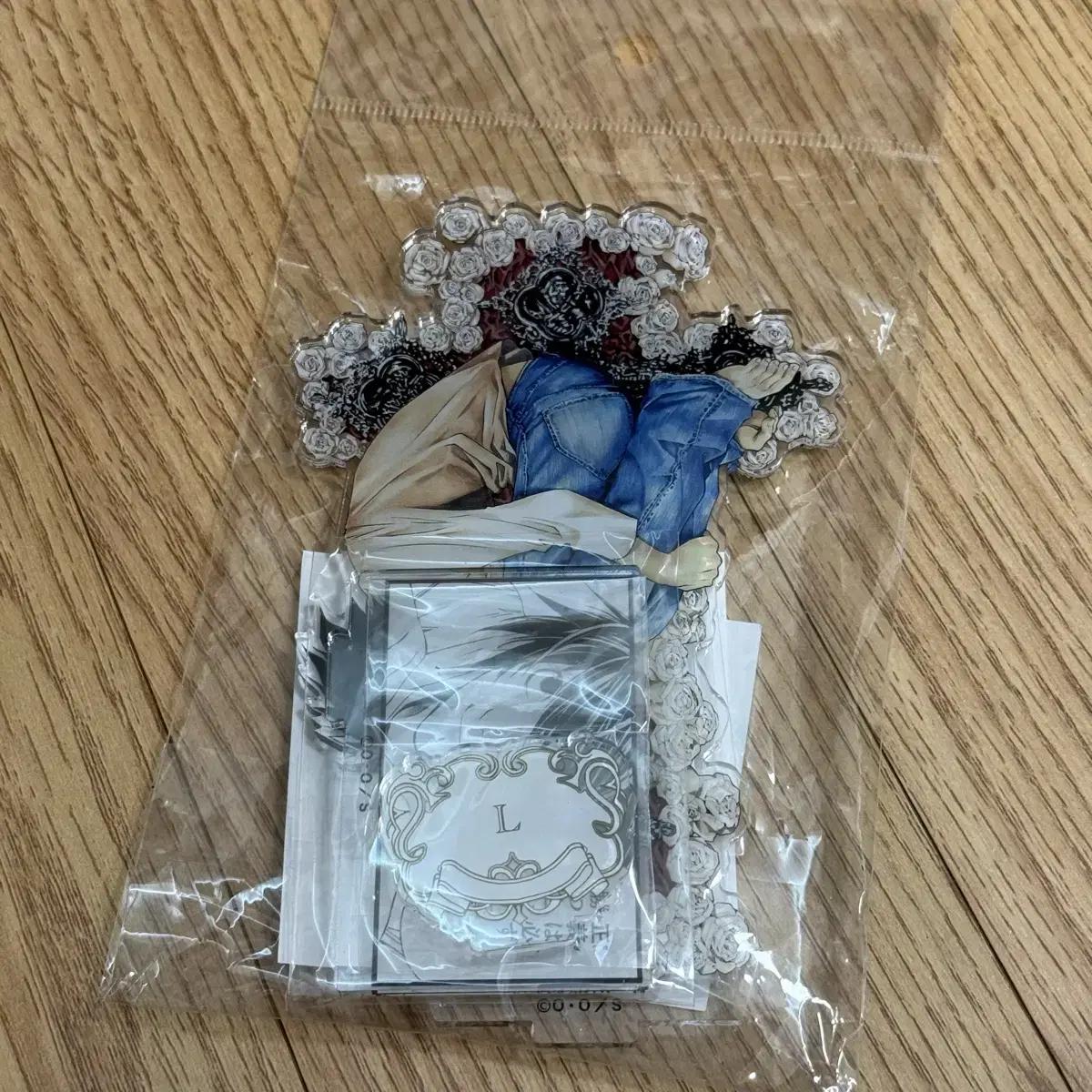 

Тетрадь смерти L Оригинальная картина Акриловая подставка Неоткрытая Светильник