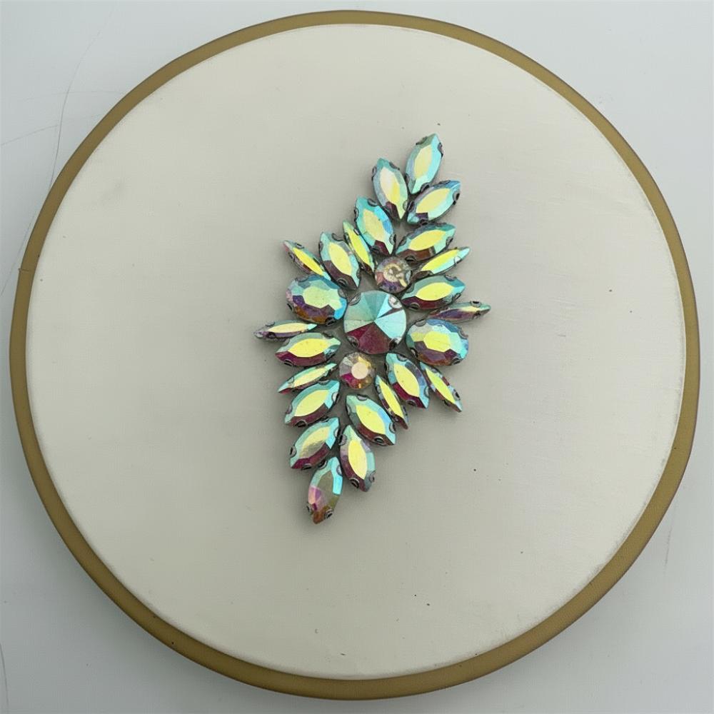 

Glass Beaded Rhinestone Applique Handmade Floral Rhinestone Patch Clothes Decor Iron on Crystal Appliques Wedding Bridal Dress