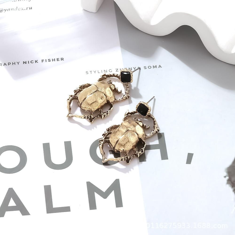 Digadagu Metal Insect Stud Earrings Simple Animal Earrings New Women's Vintage Daily Jewelry AccessoriesZAA