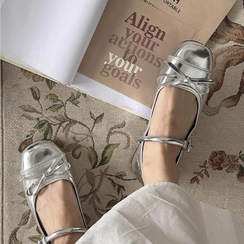 Silver light mouth ballet flat-soled single shoes for women's 2025 new summer skirt French round head Mary Jane shoes