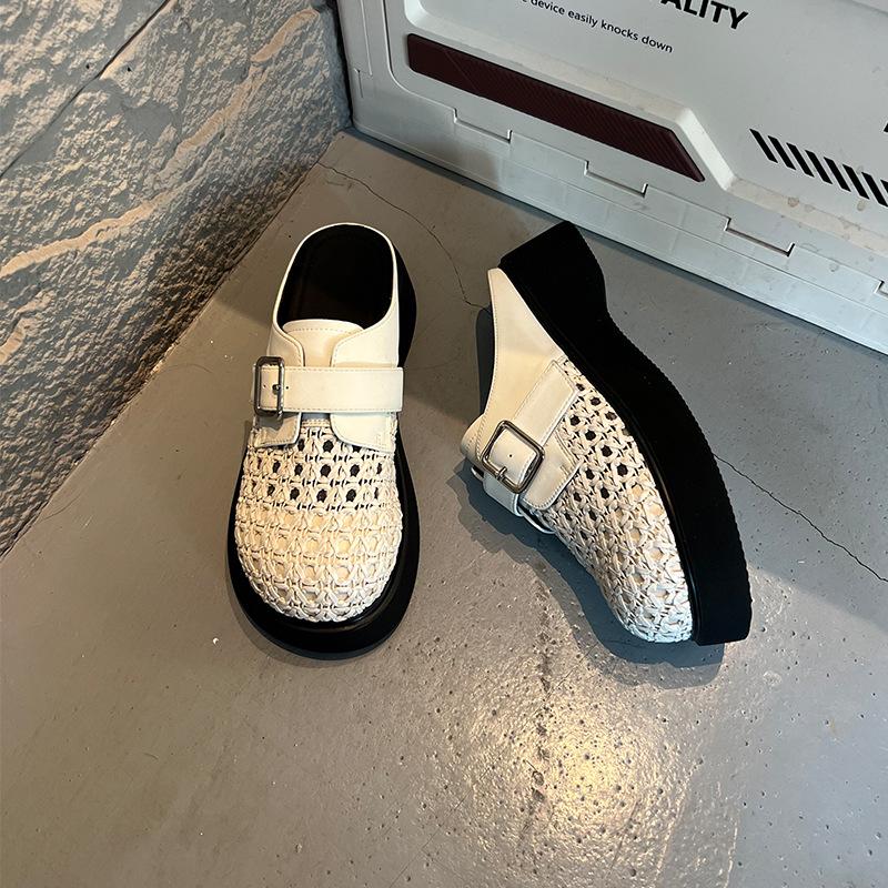 The First Layer of Sheepskin Insoles Bag Head Slippers Women's 2026 Spring and Summer Retro Woven Semi-drag French Sandals