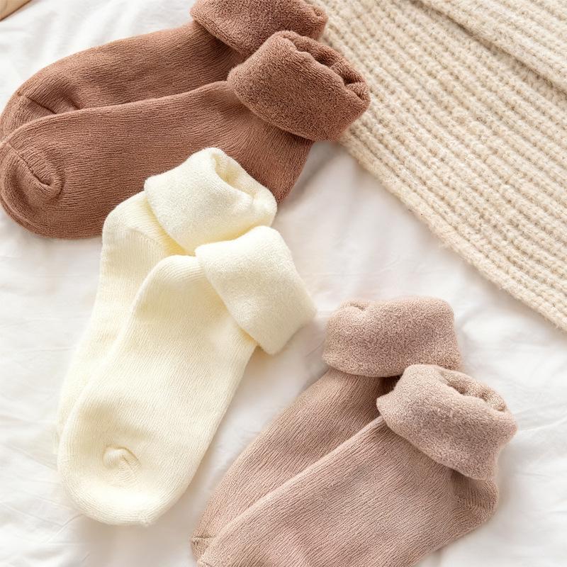 Women's Solid Color Warm Maternity Socks - Thick Velvet, Cold-Resistant, Anti-Pilling Floor Socks