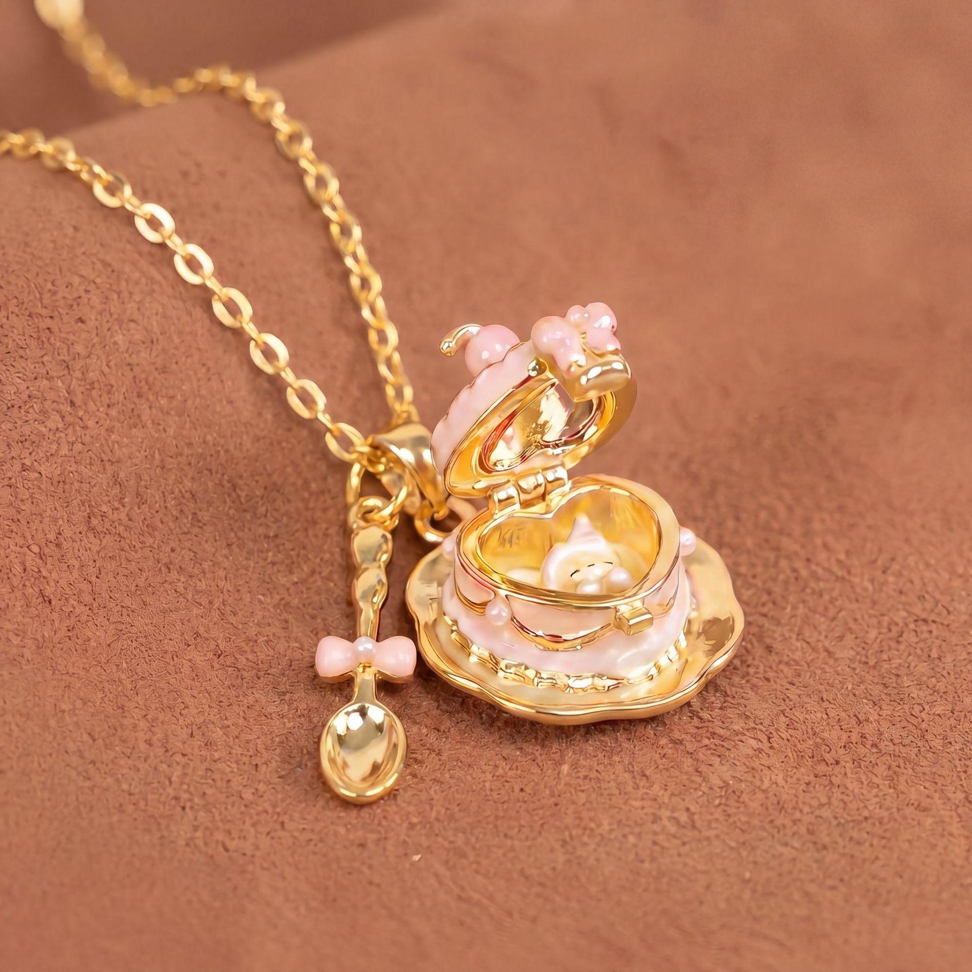 

Cup Open And Close Necklace Sweet Style Teaspoon Dripping Oil Little Girl Birthday Gift 18K Gold Color Retention