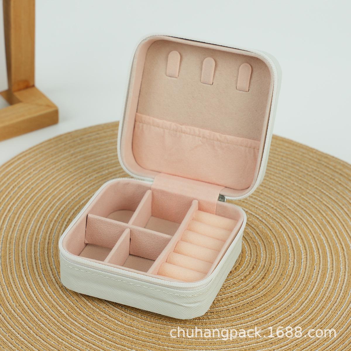 Compact Multi-Color Jewelry Organizer: Multi-Compartment, Zippered Storage for Necklaces, Rings, and Earrings