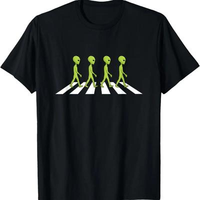 Aliens Crossing and Walking Across Road Funny Gift T-Shirt
