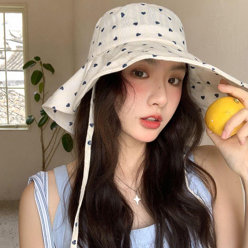

Шляпа для женщин 2025 Новинка Корейский стиль Милая Всепогодная Большой обхват головы Сердце Шнуровка Панама Защищающая от солнца Панама Blue Heart One size