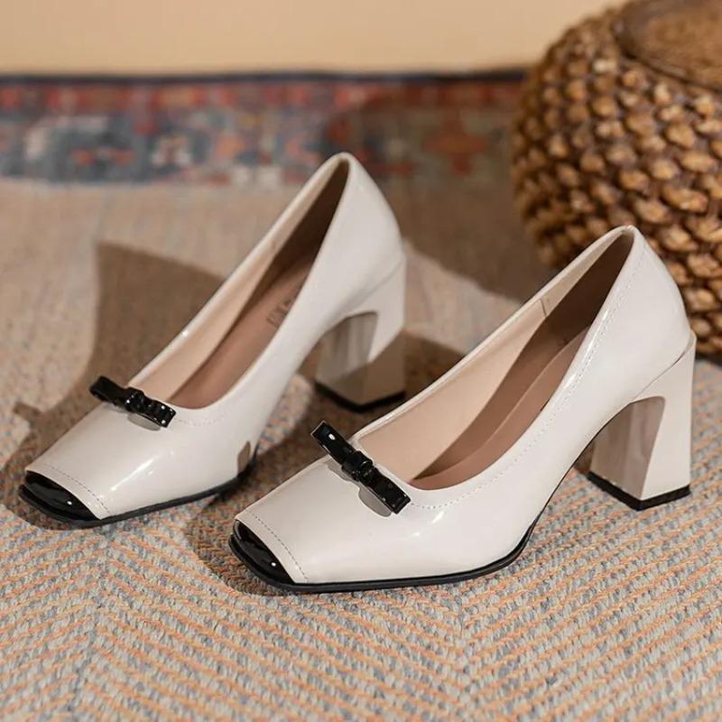 Mode 2025 Neue Mode Frühling Herbst Kleid Schuhe Klobiger Blockabsatz Quadratische Zehenpartie PU Leder Rot Mode Schleife Party Büro Damen Pumps