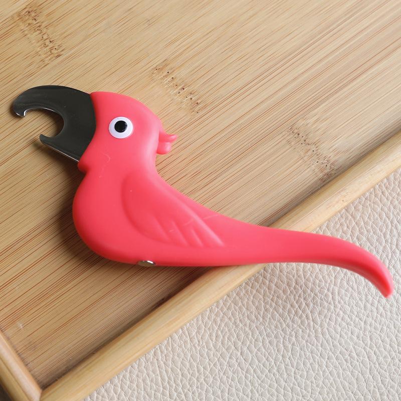 Creative beer bottle opener Magnetic refrigerator sticker Cap opener Magnetic beer bottle opener Cap opener Bottle opener Opener