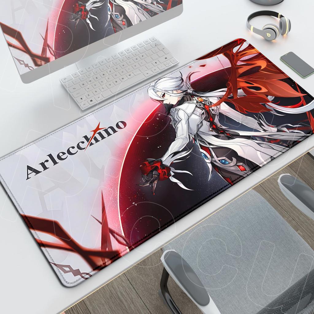 Genshin Impact Arlecchino Mouse Pad HD Grande per Computer Uffici Accessori Antiscivolo Anime Durevole Deskmat Bordo Bloccato Tappeti per Tastiera