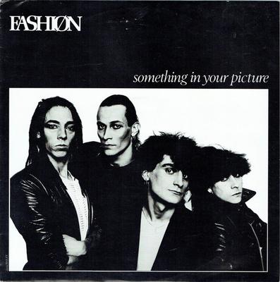 12inch Record FASHION - Something In Your Picture ARIST12472 Arista 1982 UK Rock Used