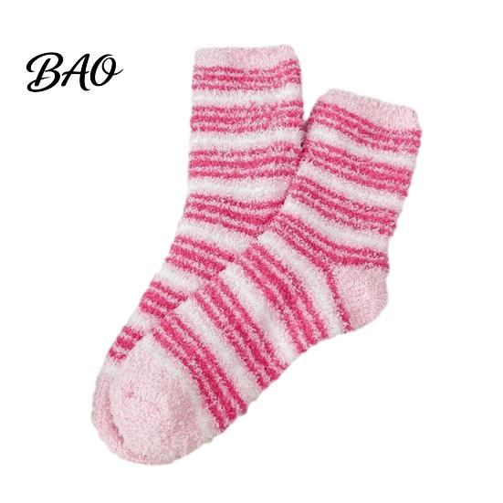 Non Slip Bedtime Socks 1 Pair Women Fuzzy for Valentine's Day, Warm Fluffy Coral Fleece Winter Slipper Socks, Fall Thick Sleeping Gift Holiday House