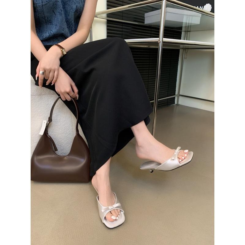 Spring and Autumn 2025 New French Bow Square Head Open Toe Fine Heel Cool Slippers Fairy Wind Wear