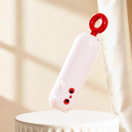 2-in-1 Lint Roller Cat Shape Portable Lint Remover with Hanging Ring Washable Reusable Sticky Roller Fabric Shaver