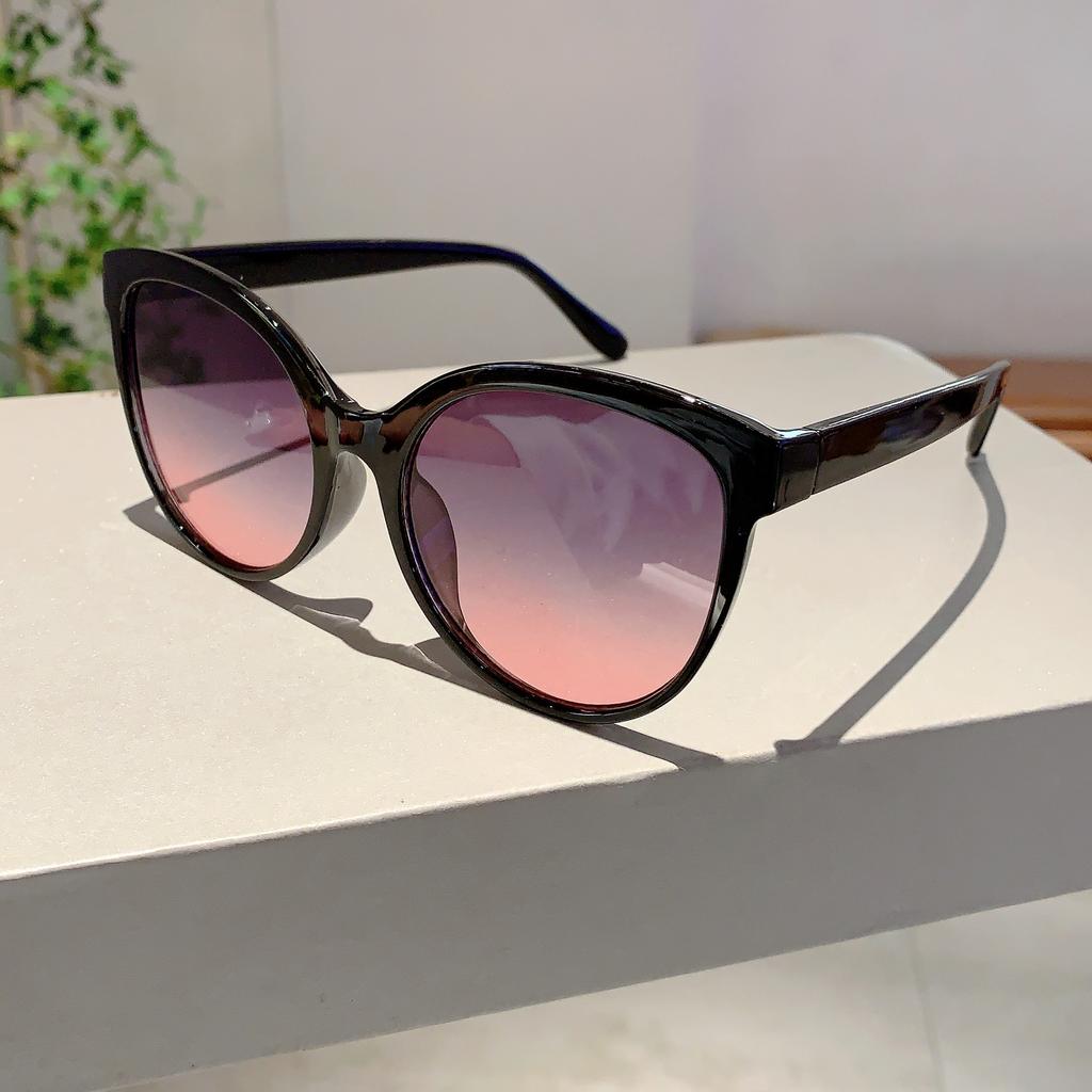 KAMMPT Vintage Cat Eye Sunglasses 2024 New Women Stylish Oversized Candy Color Outdoor Shades Fashion Brand Design Sun Glasses