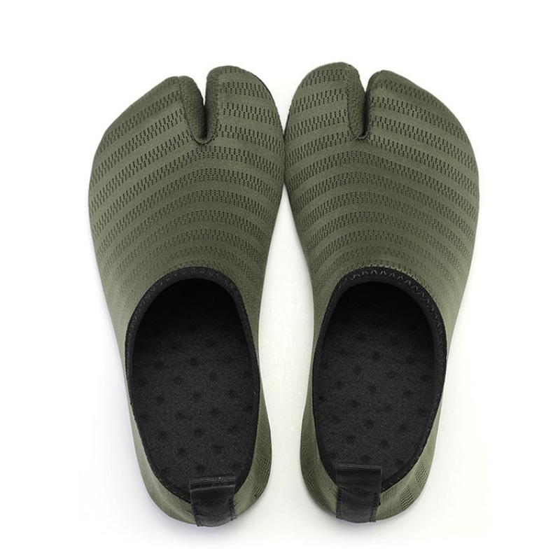 

Горячая распродажа Мужские Женские Обувь для серфинга Однотонная На клипсе Противоскользящая Парный стиль Для плавания вверх по течению Мягкая Складная Дышащая Обувь для плавания 42 армия зеленый
