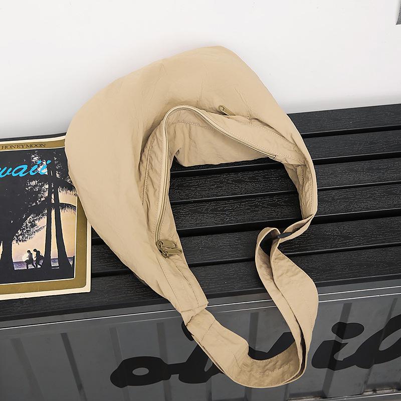 Couple Messenger Bag Shoulder Bag Large Capacity Diagonal Straddle Bag Black Dumpling Bag Tide Cloth Bag