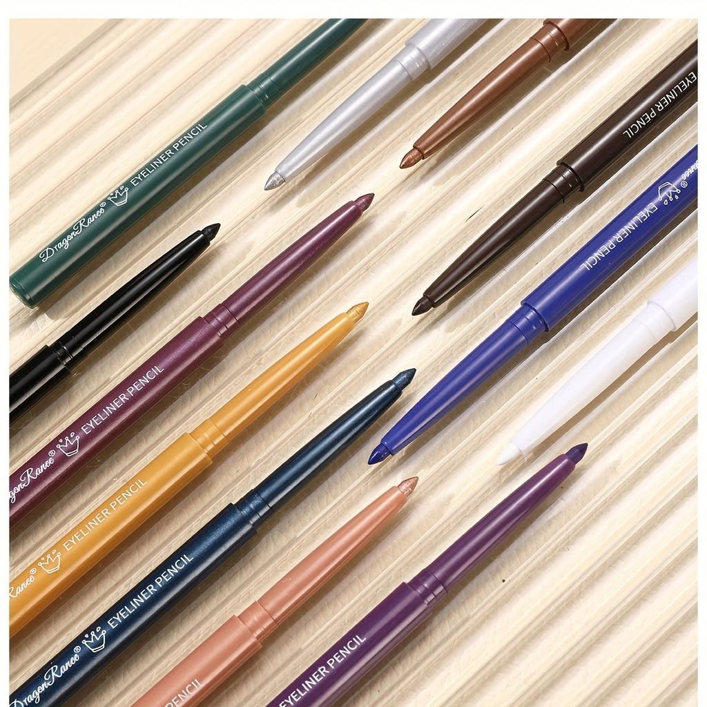 Schnelltrocknender, Geschmeidiger und Wasserfester Bunter Eyeliner Stift. Setzt in Einem Zug. Ein Muss für Anfänger.