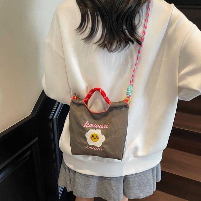 Embroidery donut bag summer new fashion mini commuter bag shoulder messenger bag
