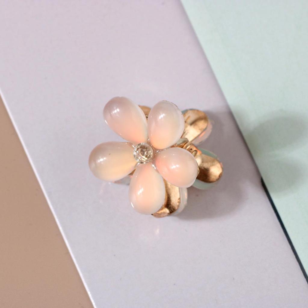 Korean Cute Pearl Floral Cat's Eye Hair Claw Clip