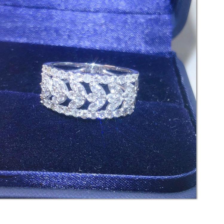 

Новое кольцо Port Wind Lace Edge High Carbon Diamond Ring Женское платиновое покрытие Fashion Minority No. 10