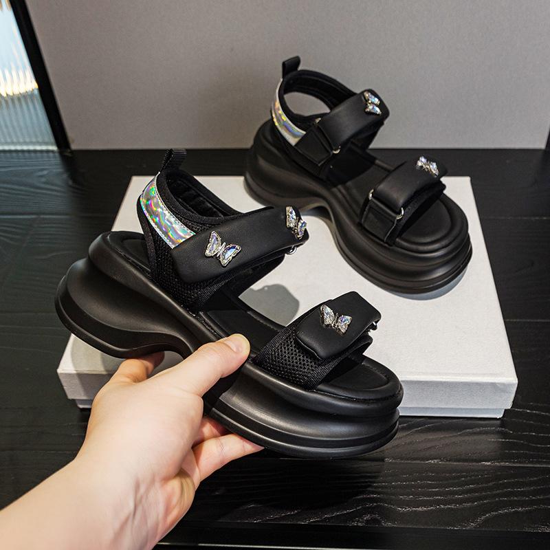 Internet celebrity super fire women's sandals 2025 summer new Velcro wear casual sports small thick sole women's sandals